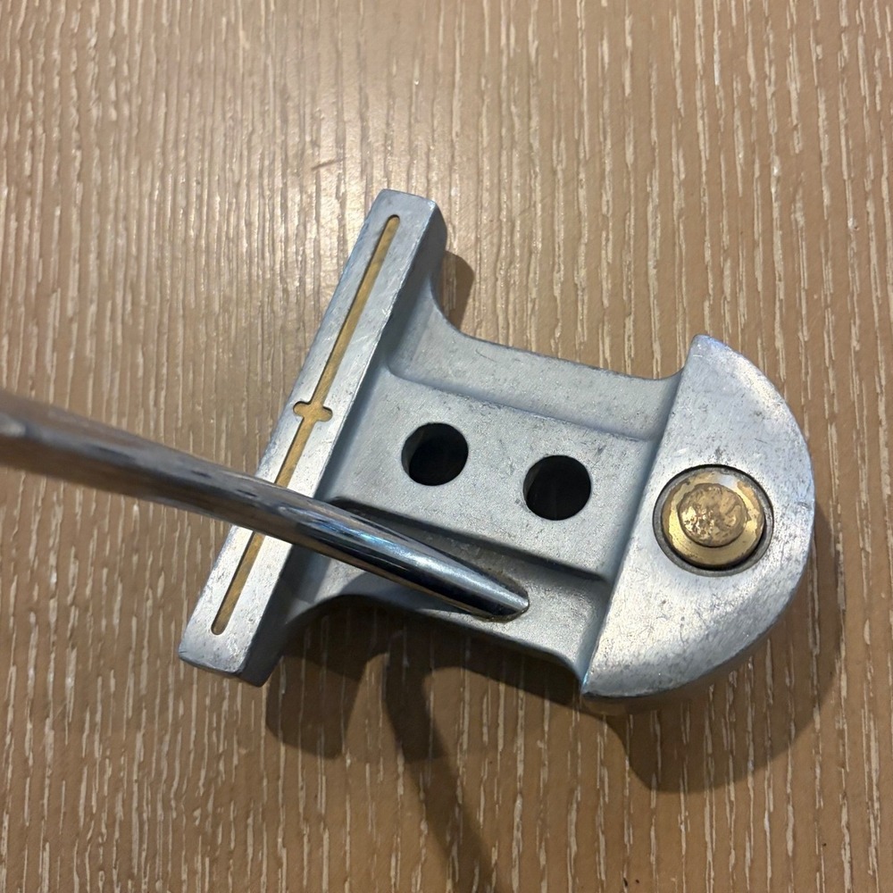 MG Golf 415CR MasterGrip Putter Pat Simmons 35in RH Mallet Golf Club Pistol Grip